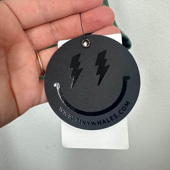 Tiny‎ Whales Kids Longsleeve Shirt Holiday Christmas Don't Worry Be Merry NWT - Picture 7 of 7